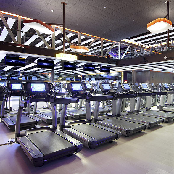 Fitnes in športni klubi